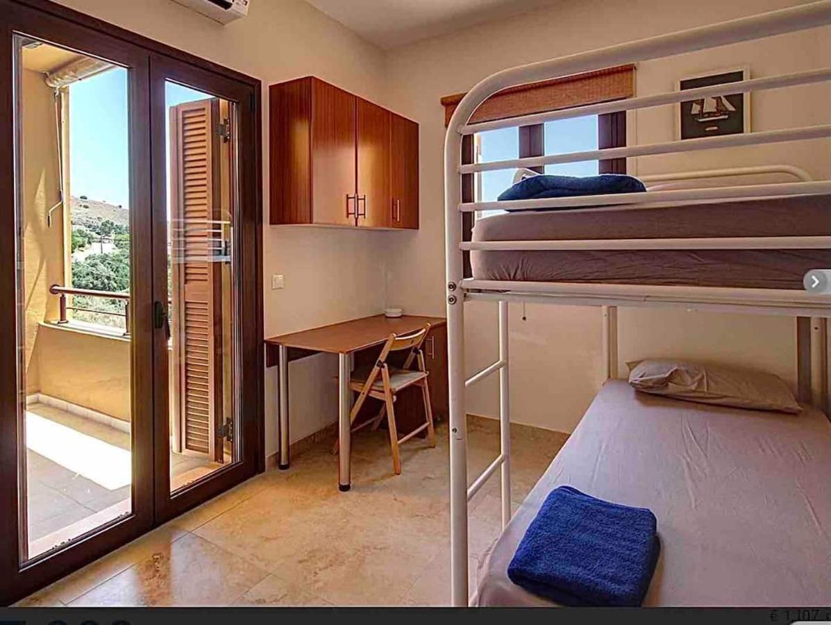 Grosses Haus Mit Traumhaftem Ausblick Apartment Georgioupoli Bagian luar foto