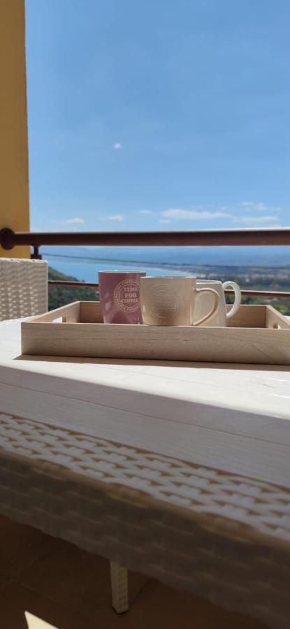Grosses Haus Mit Traumhaftem Ausblick Apartment Georgioupoli Bagian luar foto