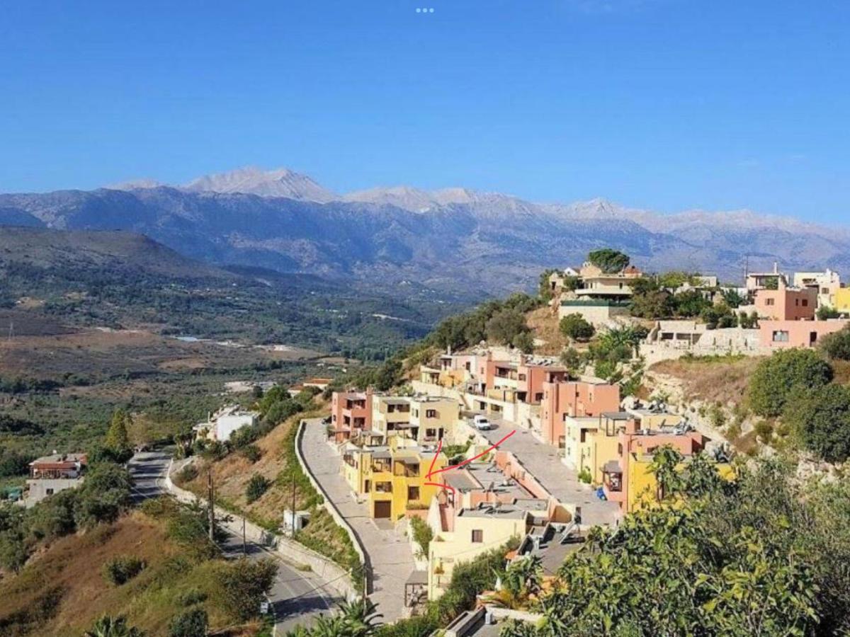 Grosses Haus Mit Traumhaftem Ausblick Apartment Georgioupoli Bagian luar foto