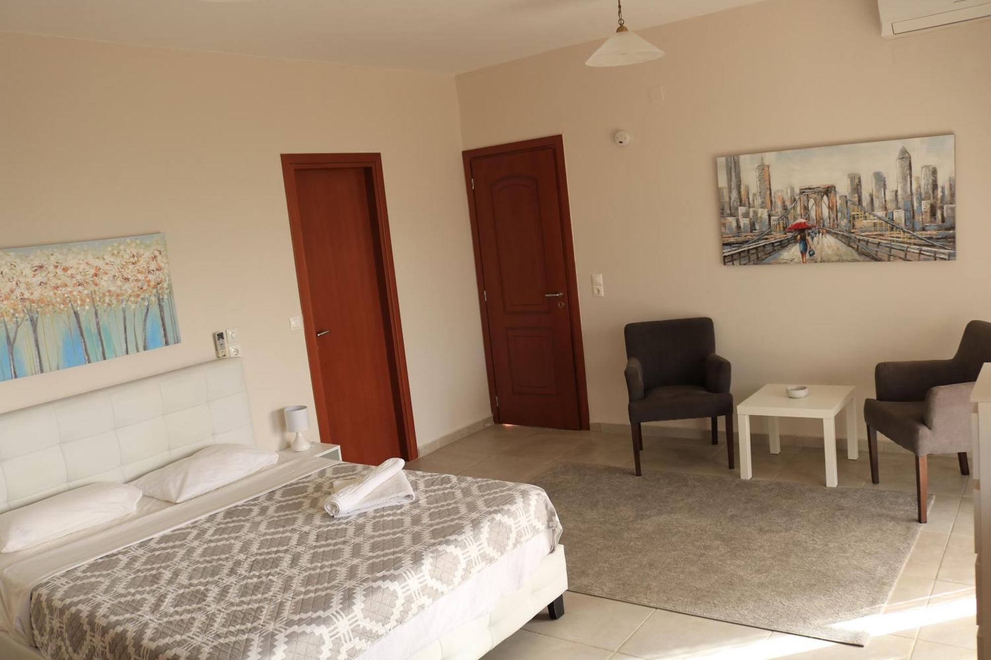Grosses Haus Mit Traumhaftem Ausblick Apartment Georgioupoli Bagian luar foto