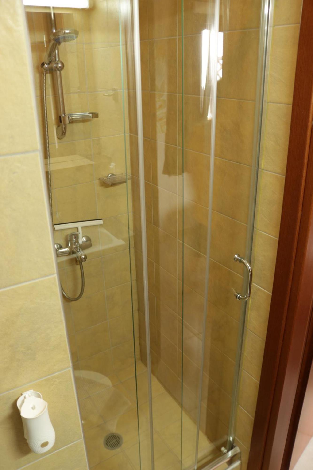 Grosses Haus Mit Traumhaftem Ausblick Apartment Georgioupoli Bagian luar foto